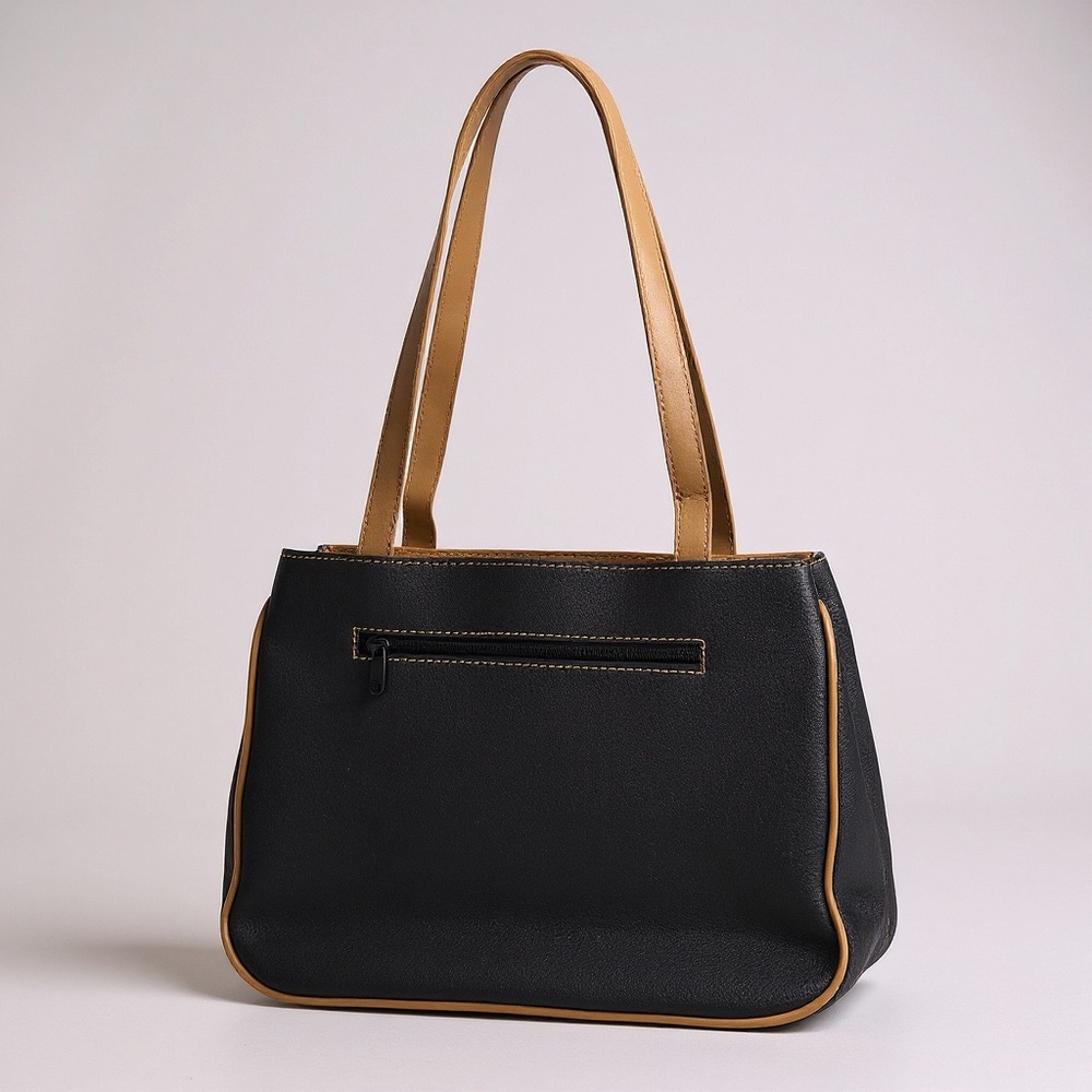 NWT Blue Jean G shoulder bag Chic Black and Tan Designer Handbag - Picture 9 of 9